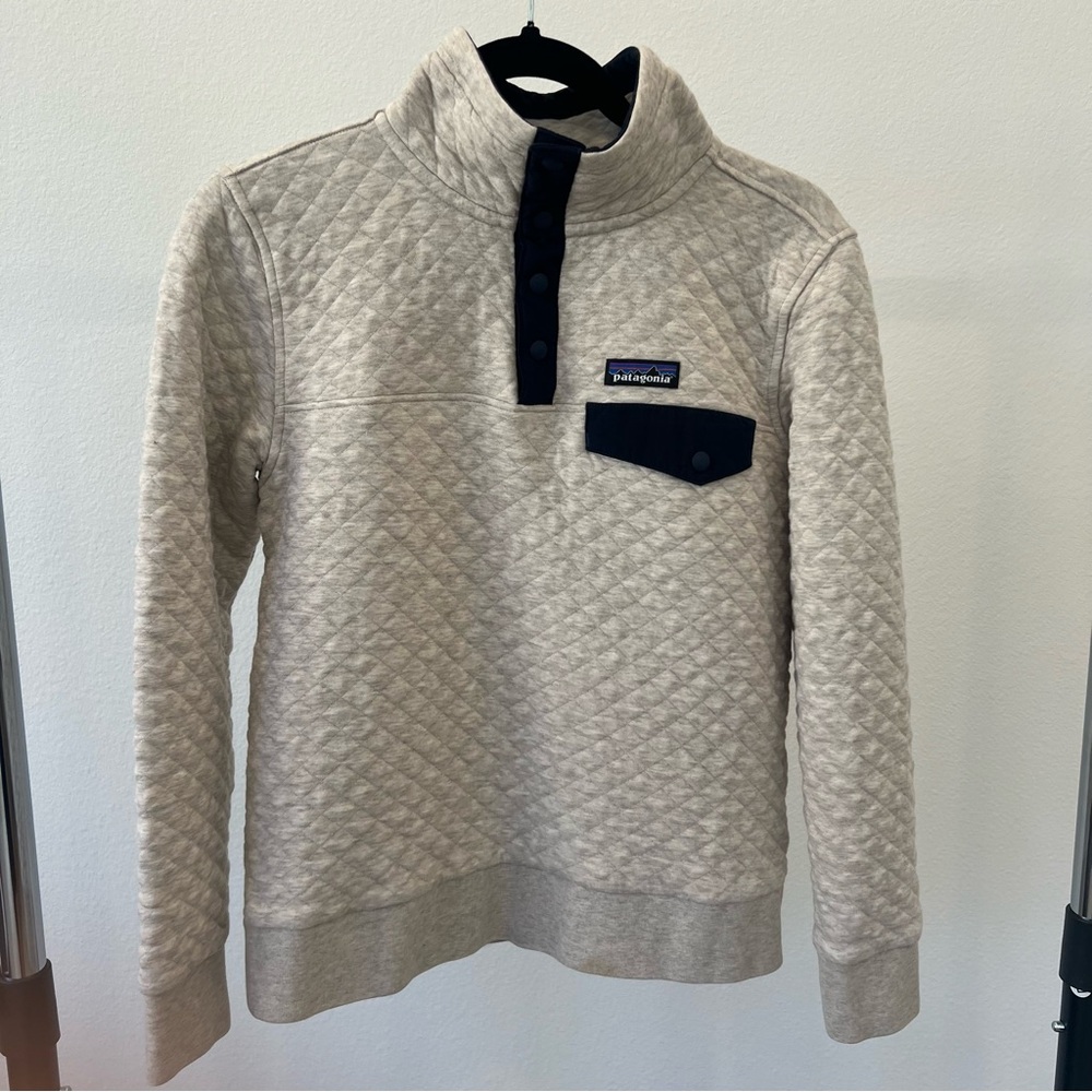 Patagonia Women’s Cream Quilted Snap Pullover XS